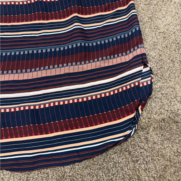 LOFT Multicolor Patterned Top - Picture 2 of 9